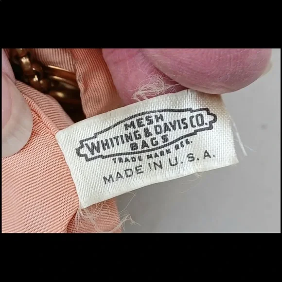 Vintage 1930s Whiting and Davis Flapper Gold Mesh Drawstring bag - Picture 9 of 12